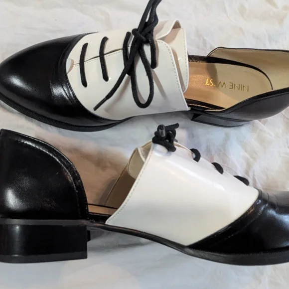Nine West Nuckma Oxford Flats Size 8.5,Black and White Women's - Picture 3 of 13